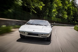 Lamborghini comemora 50º aniversário do Urraco - Um coupé 2+2 com motor V8