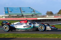 Apresentação carro F1 da Mercedes-AMG Petronas - O regresso do prateado tem uma nova imagem 