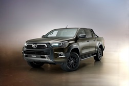Nova Toyota Hilux com mais estilo e capacidade - Nova motorização 2.8 litros 