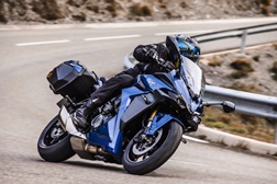 Suzuki GSX-S1000 GT – Para ir muito mais além!