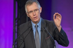 Escassez de chips até final de 2023 - Garante Carlos Tavares, CEO da Stellantis