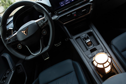 Lâmpadas com ADN Cupra - Ligar o design automóvel ao design da iluminação