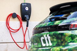 CTT concluem instalação de 500 pontos de carregamento elétrico em parceria com a EDP - Para fornecer energia aos 700 veículos elétricos e híbridos dos CTT