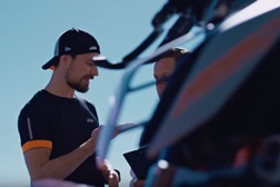 KTM 1290 Super Duke R para 2020 adere à moda das asas!