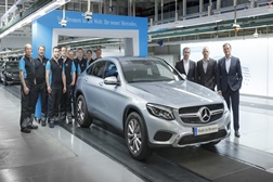 Mercedes-Benz inicia produção do novo GLC Coupé