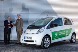 Peugeot iOn eleva Bureau Veritas à mobilidade eléctrica