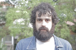 Felipe Antunes, vocalista dos Vitrola Sintética, em Portugal