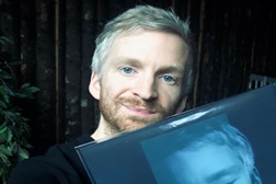 Ólafur Arnalds lança novo álbum “Some kind of peace”