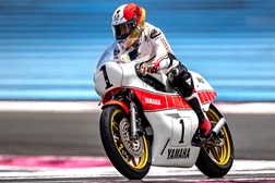 Yamaha Racing Heritage Club - Em pista no Castellet