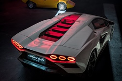 Lamborghini “The Icon Reborn” - Countach LPI 800-4