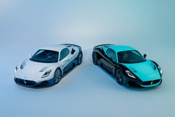 Maserati MC20 ICONA e MC20 LEGGENDA - Duas séries especiais para celebrar o 20º aniversário do intemporal MC12