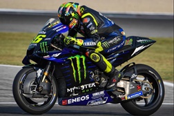 MotoGP – Valentino Rossi satisfeito com novas peças da Yamaha M1
