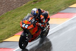 Moto2, Valencia - Oliveira terceiro em FP1 à chuva