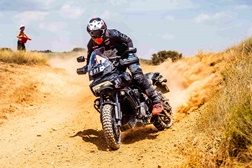 Harley-Davidson e Joan Pedrero unem-se para competir na África Eco Race