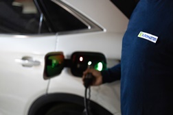 Quais são os seis elementos-chave a verificar na manutenção de um veículo elétrico? - As recomendações da Euromaster
