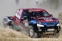 Fernando Barreiros campeão ibérico T2 - Piloto da Isuzu D-Max sobe ao pódio no Rallye TT Cuenca