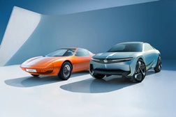 Foi há 50 anos: Opel desvenda concept desportivo Genève - Arrojado, puro, único: estudo exposto no palco central do Salão Automóvel de Genebra de 1975