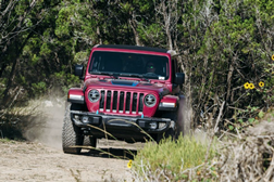Jeep® anuncia a comercialização do Wrangler número cinco milhões - O primeiro Jeep Wrangler foi introduzido em 1986
