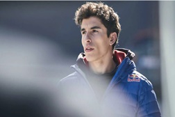 Marc Márquez treina intensamente para a época de 2022 de MotoGP - Apesar do recente diagnóstico de dupla visão, Marc Márquez é o rei dos regressos na MotoGP. 