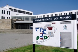 Inauguração da escultura de Raúl Ferreira "Artes, Humanidades e Engenharia" na Universidade do Minho