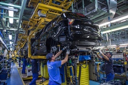 Ford investe 750 milhões de euros em Espanha para produzir a próxima geração Kuga