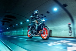 Yamaha MT-09 – A hyper naked japonesa ganha novo motor e mais tecnologia para 2021