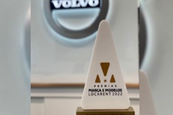 Volvo XC40 Recharge prémio Pequeno Familiar SUV do Ano - Atribuído pela iniciativa Prémios Locarent 
