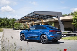 O Audi Q6 Sportback e-tron como companheiro de viagem perfeito