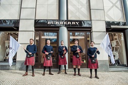 Burberry apresenta nova coleção Tartan em Lisboa