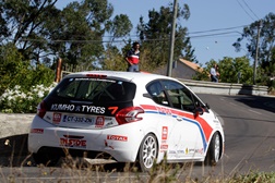 Inside Motor: “208 tem um excelente chassis” - A Inside Motor e Bruno Magalhães efetuaram o primeiro teste ao Peugeot 208 R2 com excelentes resultados.