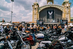 Harley-Davidson: festa rija nos 115 anos da casa norte-americana