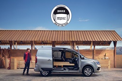 Novo Renault Kangoo Van prémio Comercial do Ano 2022 - Juntamente com o novo Mercedes-Benz Citan