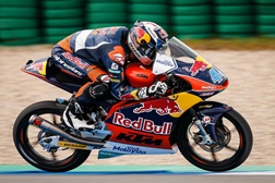 Miguel Oliveira #44 vence Moto3 e Valentino Rossi #46 vence MotoGP em Assen.