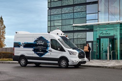 Ford na pesquisa de veículos autónomos com a DP World - Ensaio com veículo simulado