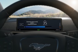 O Mustang Mach-E vem com o cálculo inteligente da autonomia de condução  - Usando Cloud-Connectivity