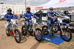 Maio e Fino renovam com Yamaha