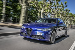Alfa Romeo Giulia conquista o título de “Best Car” - Primeiro lugar na categoria “mid-size/import
