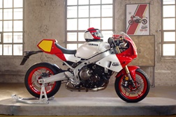 Yamaha XSR900 GP - Uma homenagem ao passado da competição