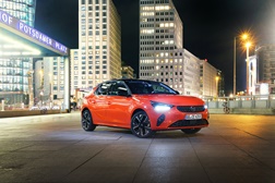 Opel arranca em força em 2021 com campanha “Electric Days" - Nos modelos Opel Corsa-e, o Opel Grandland X Hybrid, o Opel Zafira-e e Vívaro-e