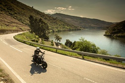 Bridgestone Portugal “Estrada Fora”: O Douro e a Estrada Nacional 222