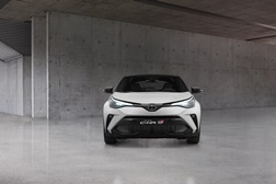 Toyota revela C-HR em versão exclusiva GR Sport Hybrid - Uma versão para despertar emoções