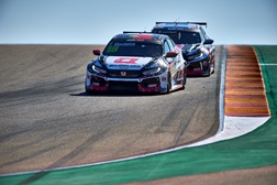 Tiago Monteiro com os pontos possíveis em Aragon - Última ronda do Campeonato ocorre dentro de 15 dias neste mesmo circuito