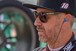 Pontos atenuam dificuldades de Tiago Monteiro em Aragon - Temperaturas elevadas e excesso de peso
