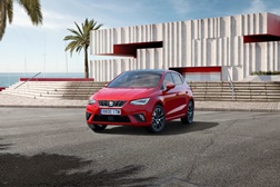 SEAT reforça a sustentabilidade do SEAT Ibiza e do Arona com Edição Especial Marina Pack - Plásticos marinhos em pisos e tapetes
