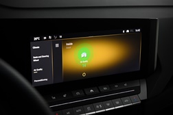 Pessoas que sofrem de alergias podem respirar livremente no Opel Astra - Sistema INTELLI-AIR