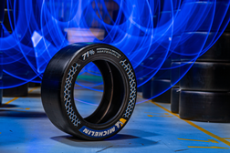 Michelin Motorsport: o terreno ideal para desenvolver o pneu do futuro - Conectado, impresso em 3D, recarregável, sem ar, e inteiramente fabricado com materiais renováveis ou reciclados