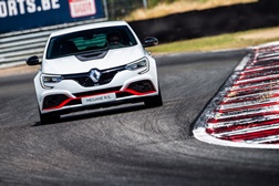Novo Renault Mégane R.S. Trophy-R - Focado no desempenho