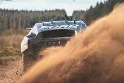 Ford Raptor no Dakar 2025  - Com os ícones do offroad Carlos Sainz Sr. e Nani Roma