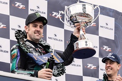 TT Ilha de Man 2024 - Dunlop faz história de novo - 27ª vitória no TT