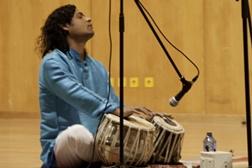 Música clássica indiana para ouvir no Museu do Oriente - Shakir Khan em concerto